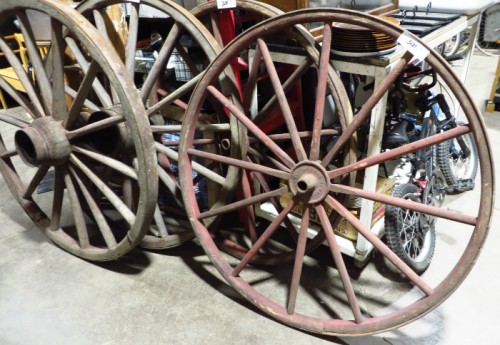 roues de charrettes